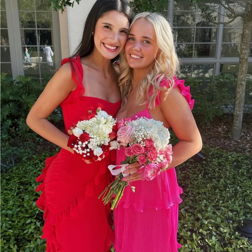 Chic Scarlet Ruffle Prom Dress - Picture 2 of 3